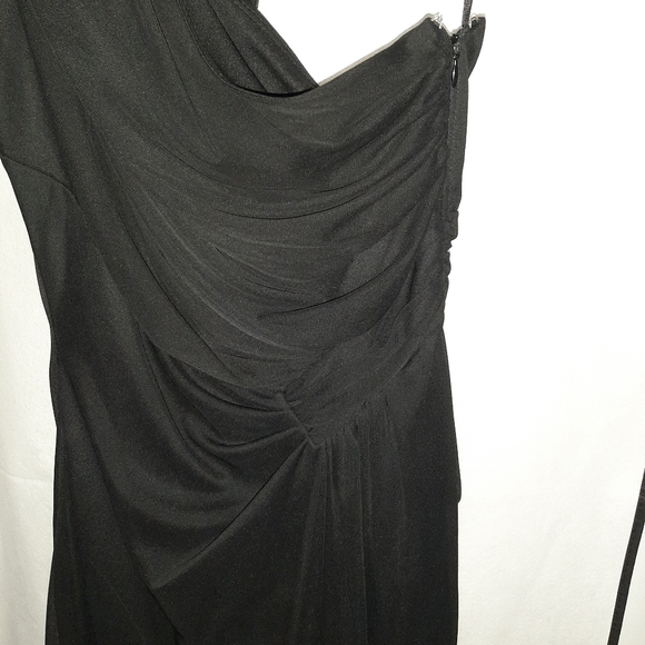 Dress - Picture 3 of 5